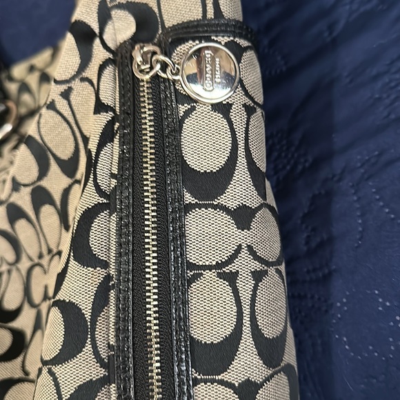 Coach purse - Picture 7 of 8